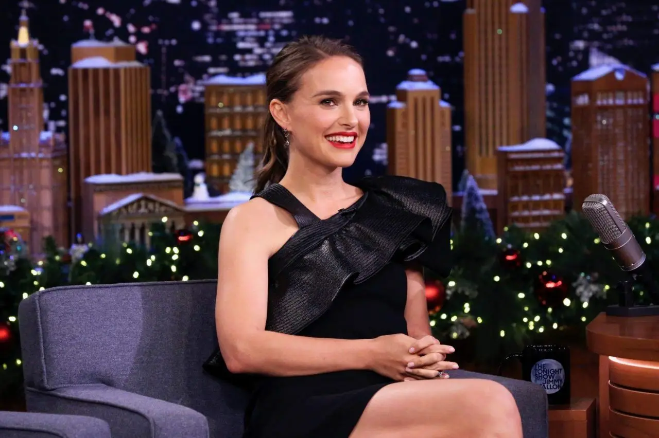 Natalie Portman Stills at The Tonight Show Starring Jimmy Fallon